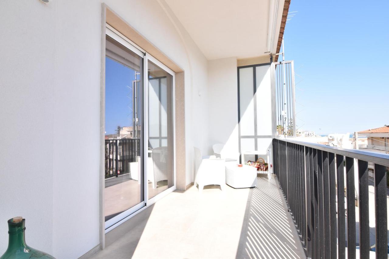 La Terrazza Sul Porto Villa Марина ди Рагуса Екстериор снимка